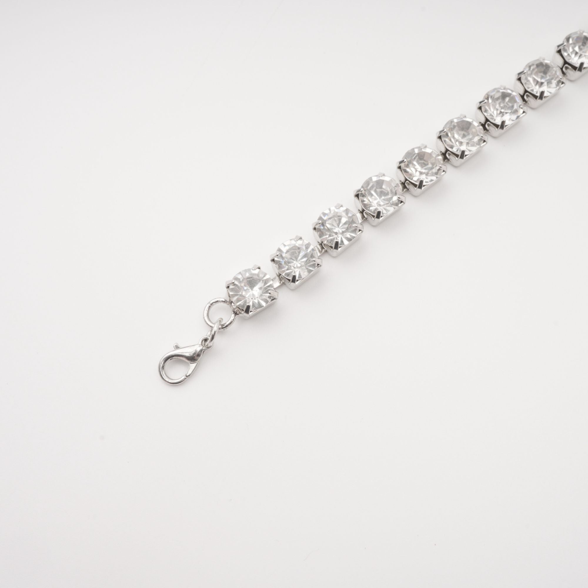 AIMÉE CRYSTAL FLOWER NECKLACE FOR EVENING