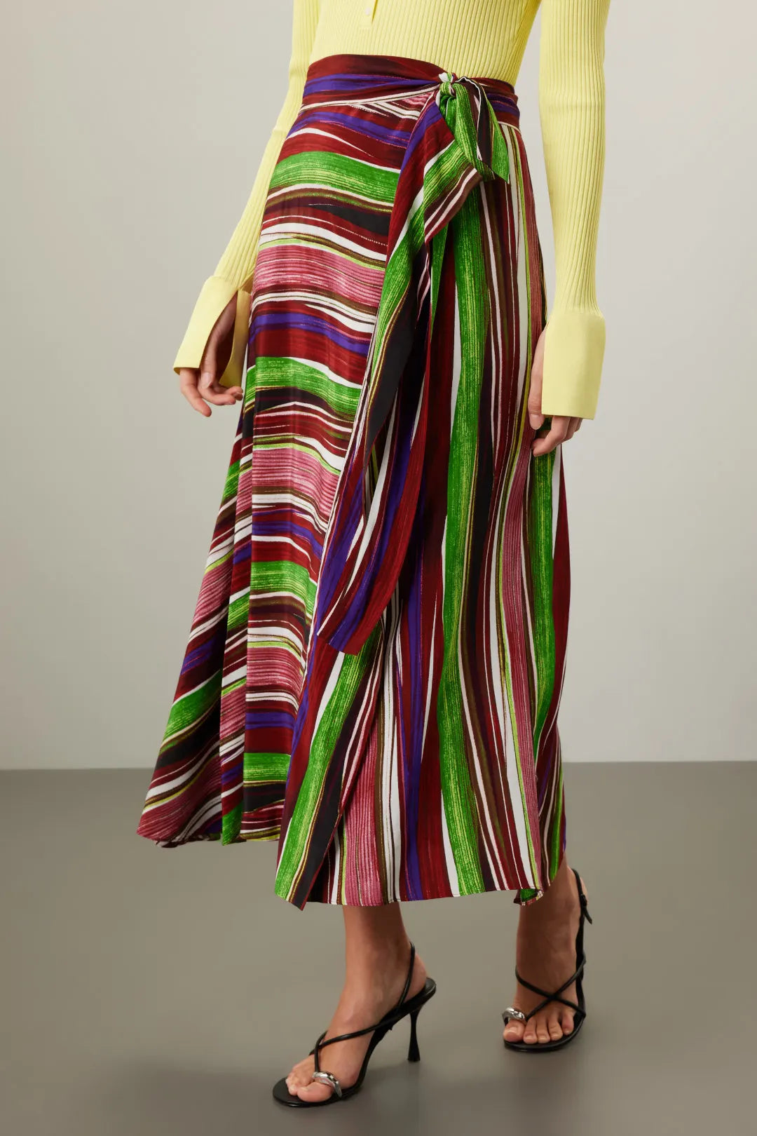 DIANE VON FURSTENBERG WRAP DRESS, CLASSIC SILHOUETTE, EVENING OCCASION