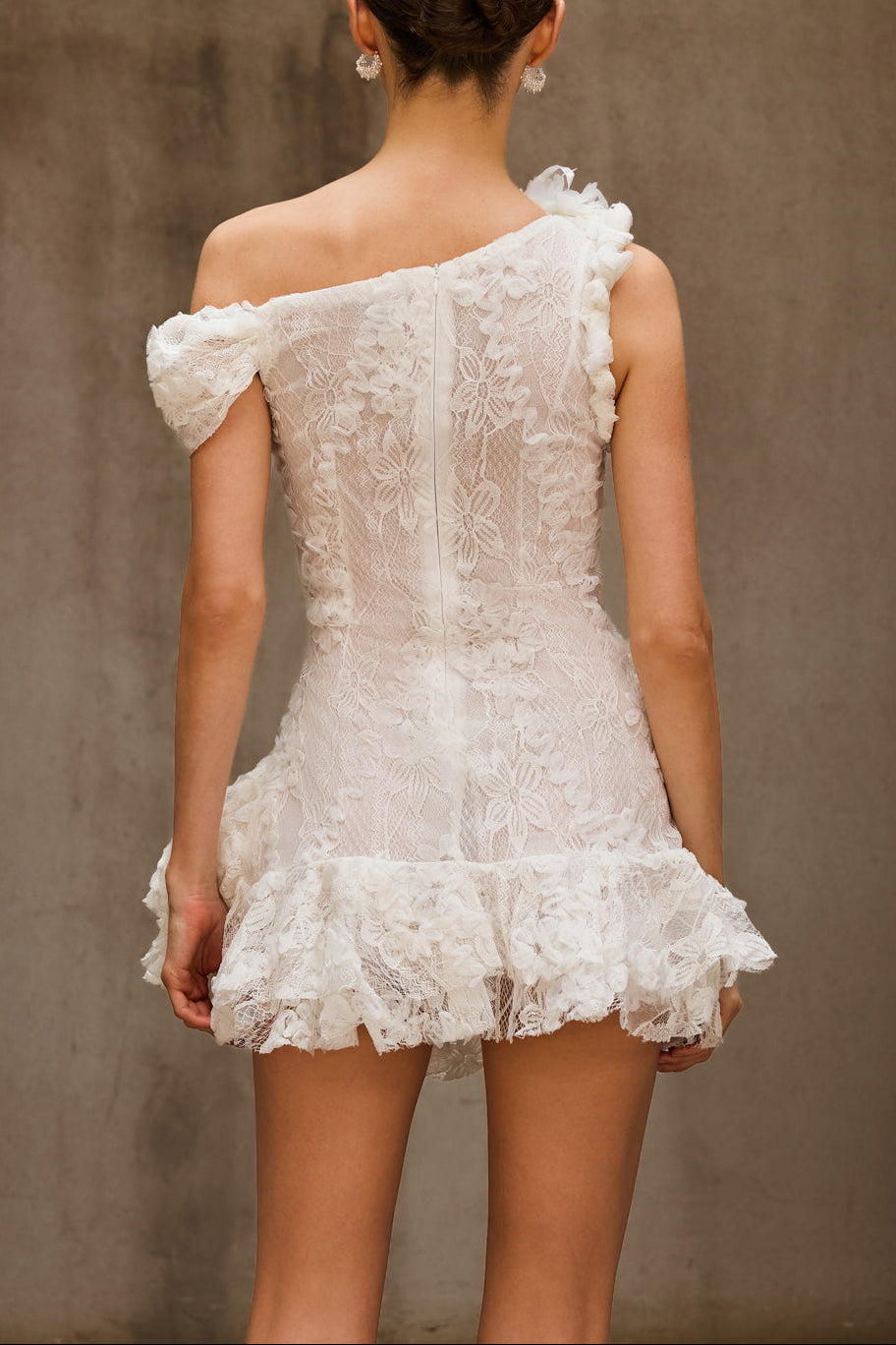DURRIYAH ONE-SHOULDER FLOWER MINI DRESS