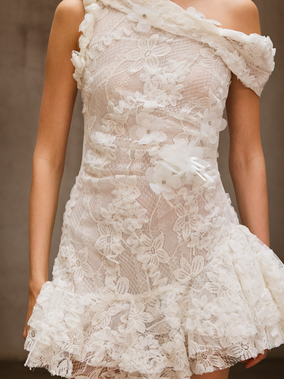 DURRIYAH ONE-SHOULDER FLOWER MINI DRESS
