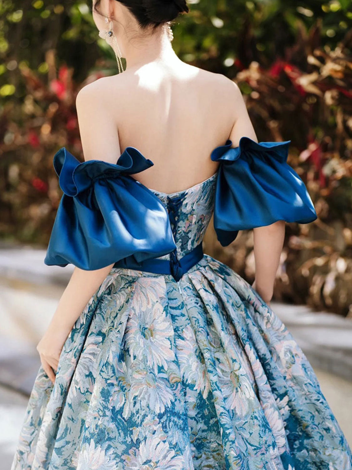 BEAUTIFUL A-LINE SATIN PROM GOWN