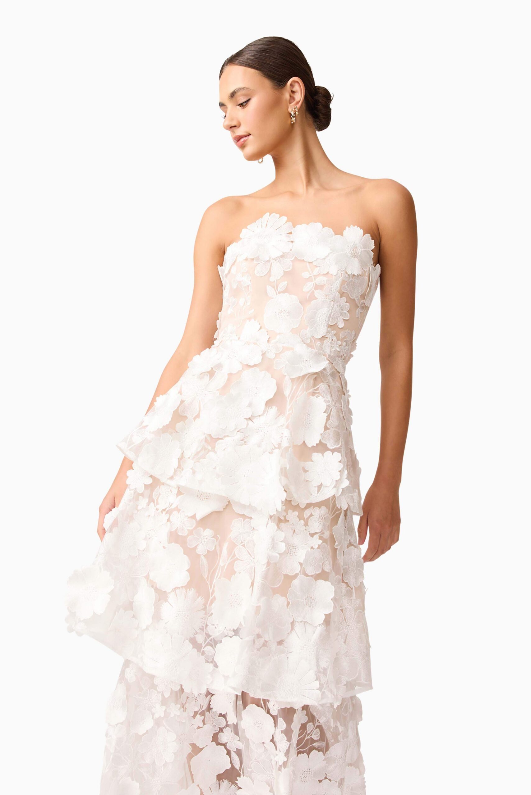 SELENE 3D FLOWER TIERED WHITE MAXI DRESS