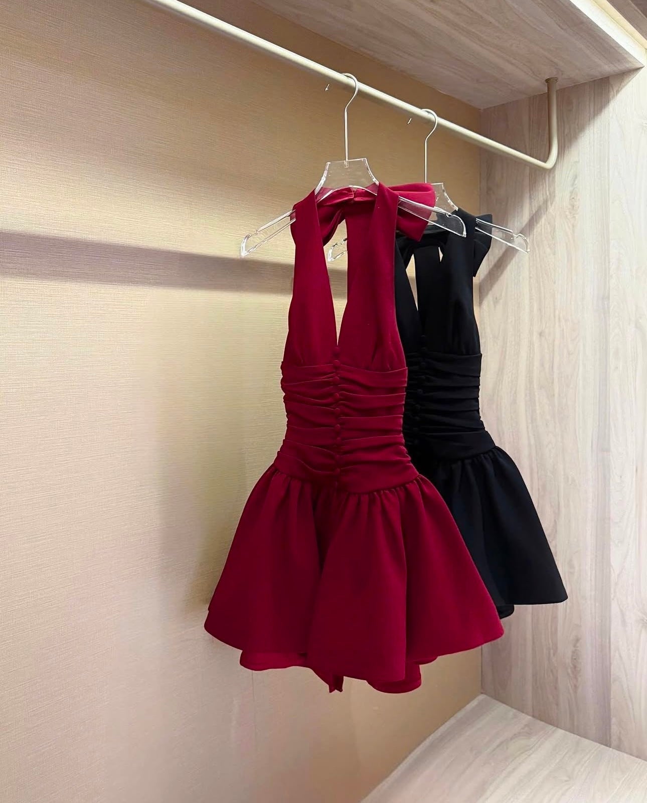 RIZZA HALTER MINI DRESS, SLEEK COCKTAIL PARTY LOOK