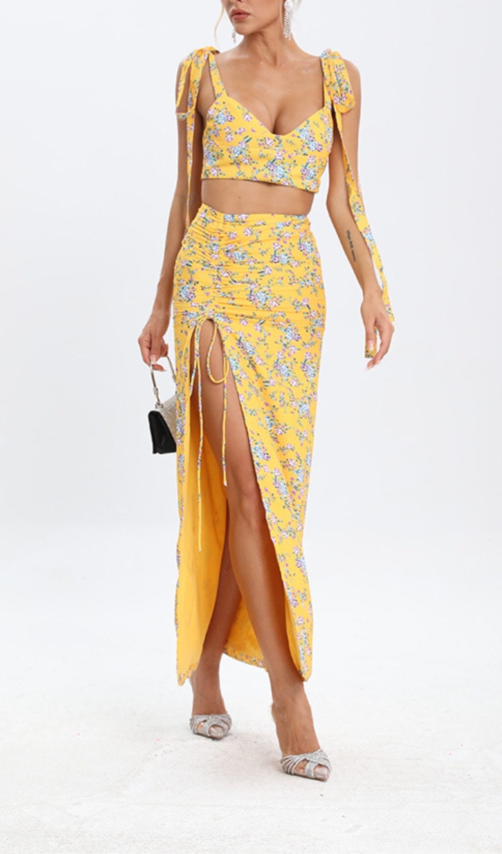 FLORAL YELLOW TWO PIECE SET FOR PARTIES
