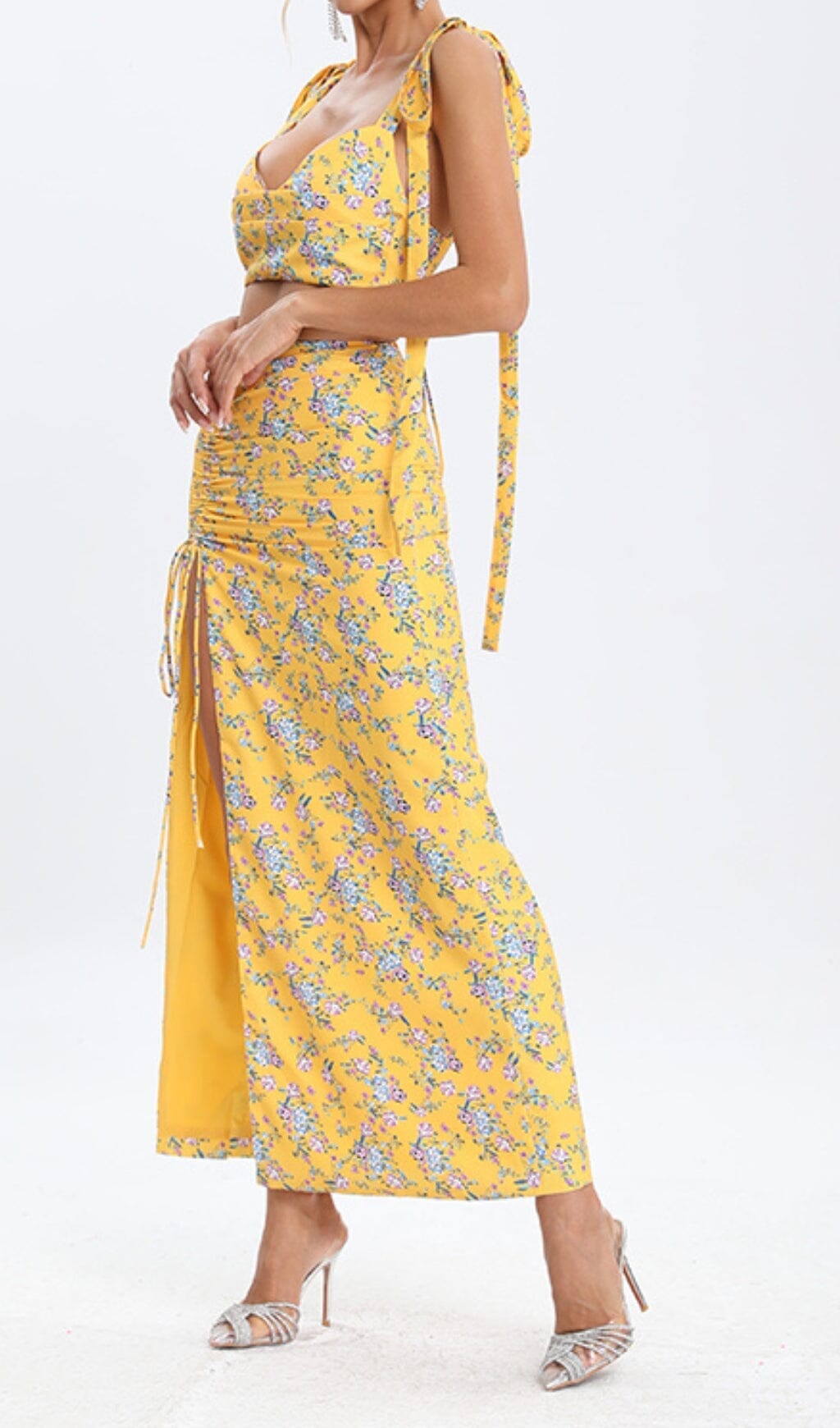 FLORAL YELLOW TWO PIECE SET FOR PARTIES
