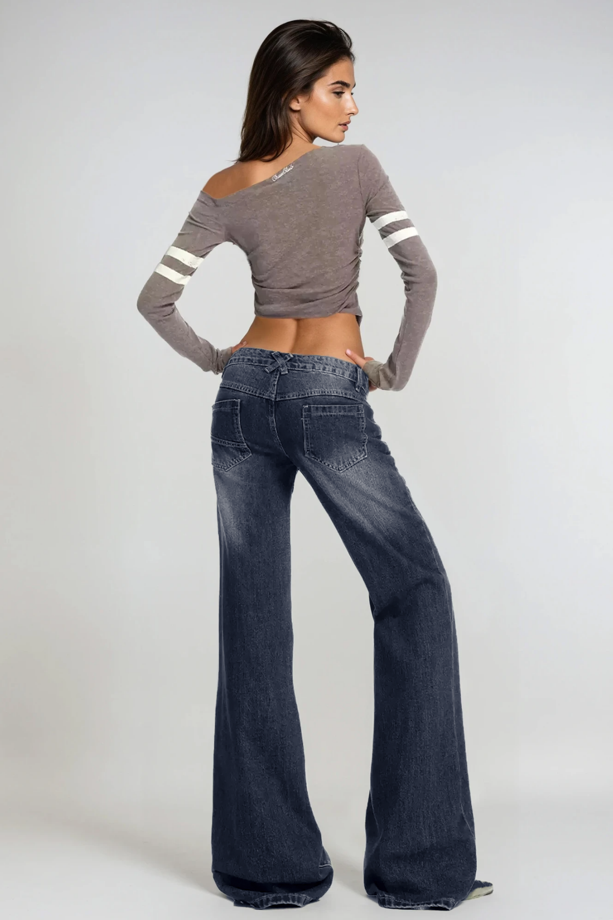 PRIMA BLEACHED BOOTCUT JEANS FOR NIGHT OUT
