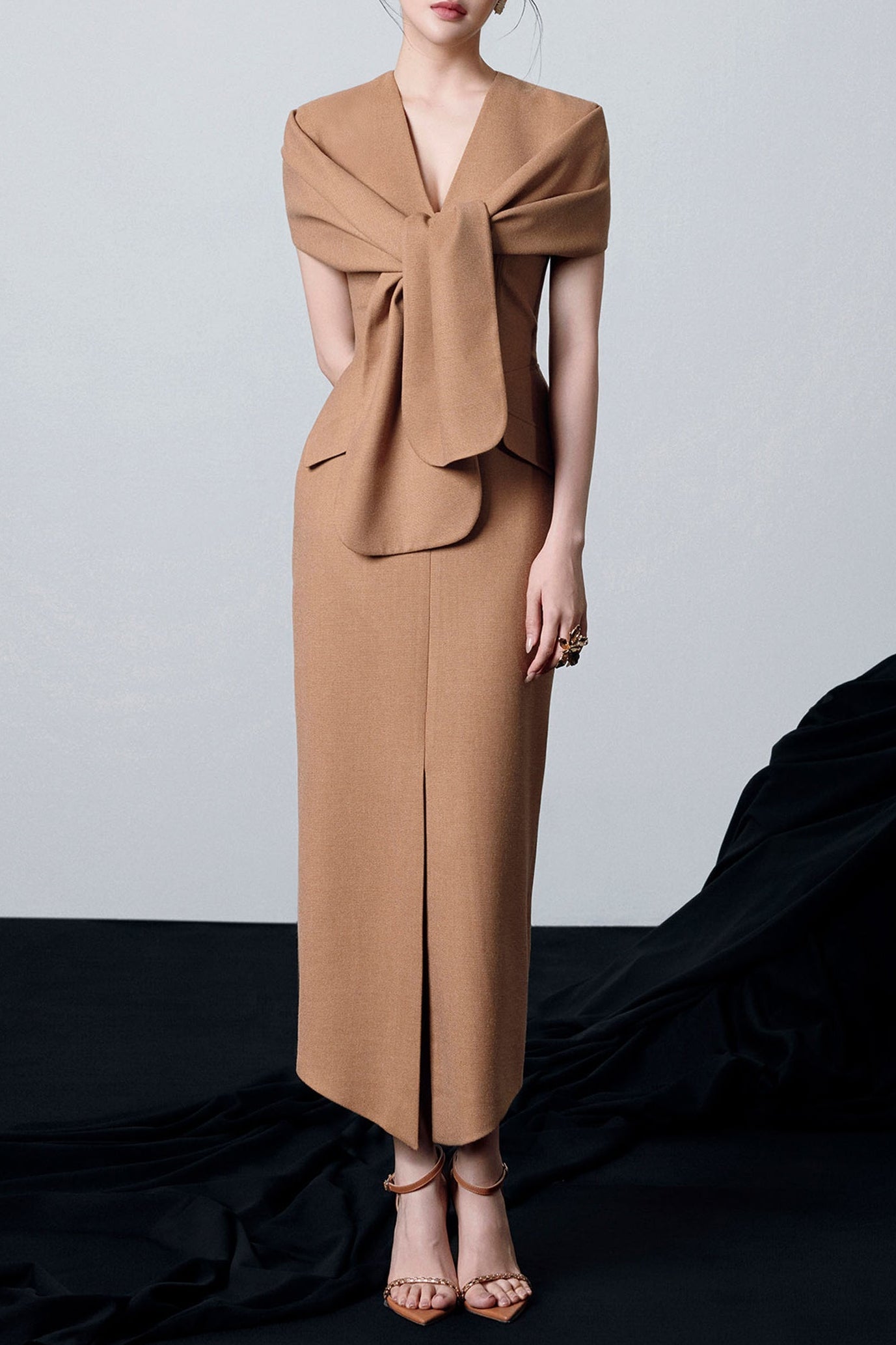 G-2x3_0038__0034_Denio3773_jpg BEVERLY V-NECK DRAPED MIDI DRESS FOR EVENING