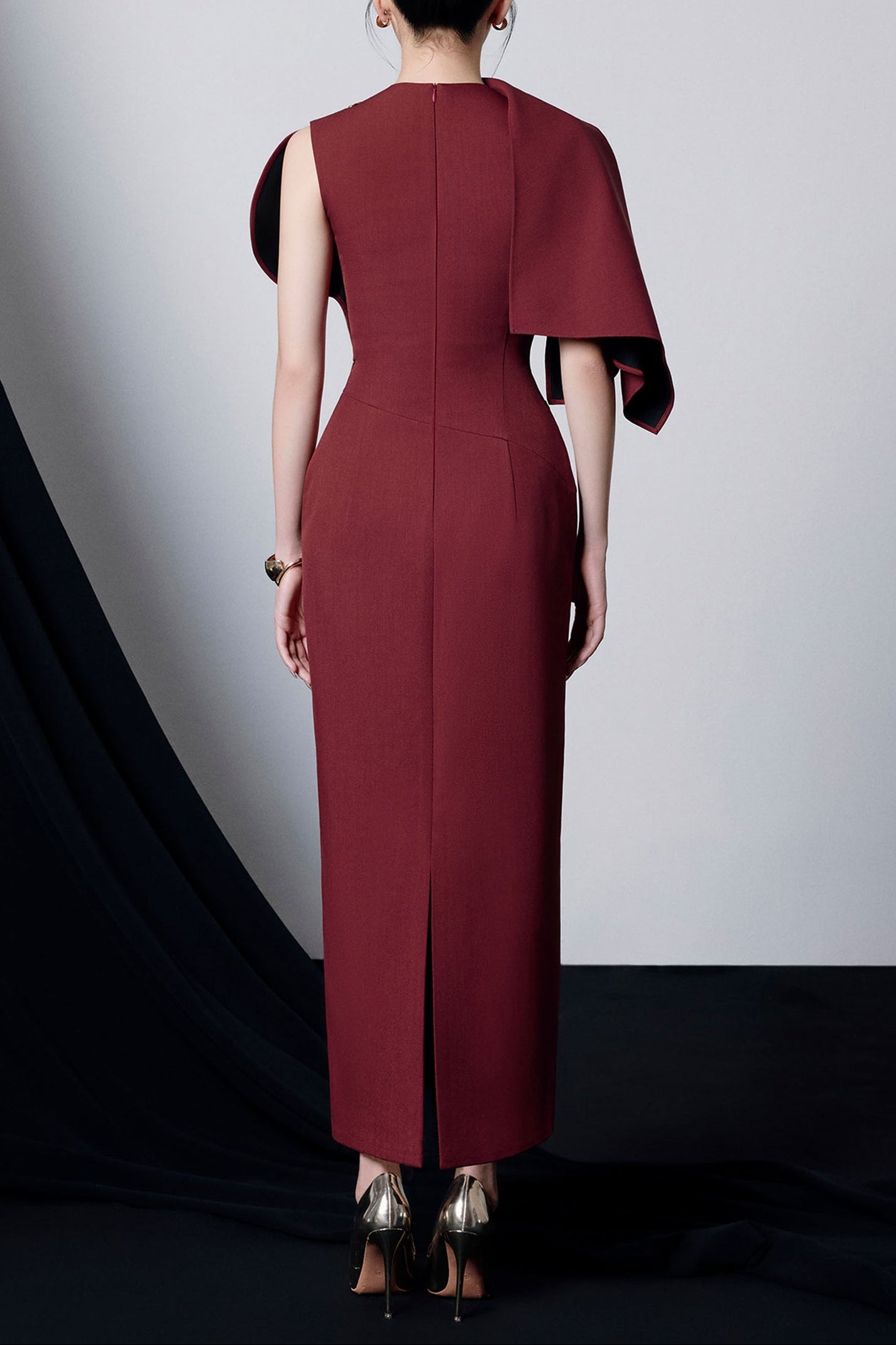 GENEVIEVE ASYMMETRIC SLEEVE DRAPED MIDI DRESS BURGUNDY