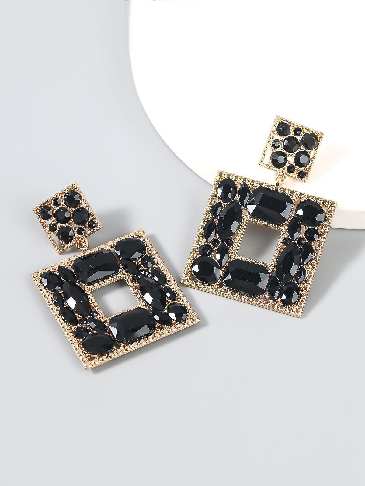 GOLD DOOR KNOCKER HOOPS STATEMENT EARRINGS