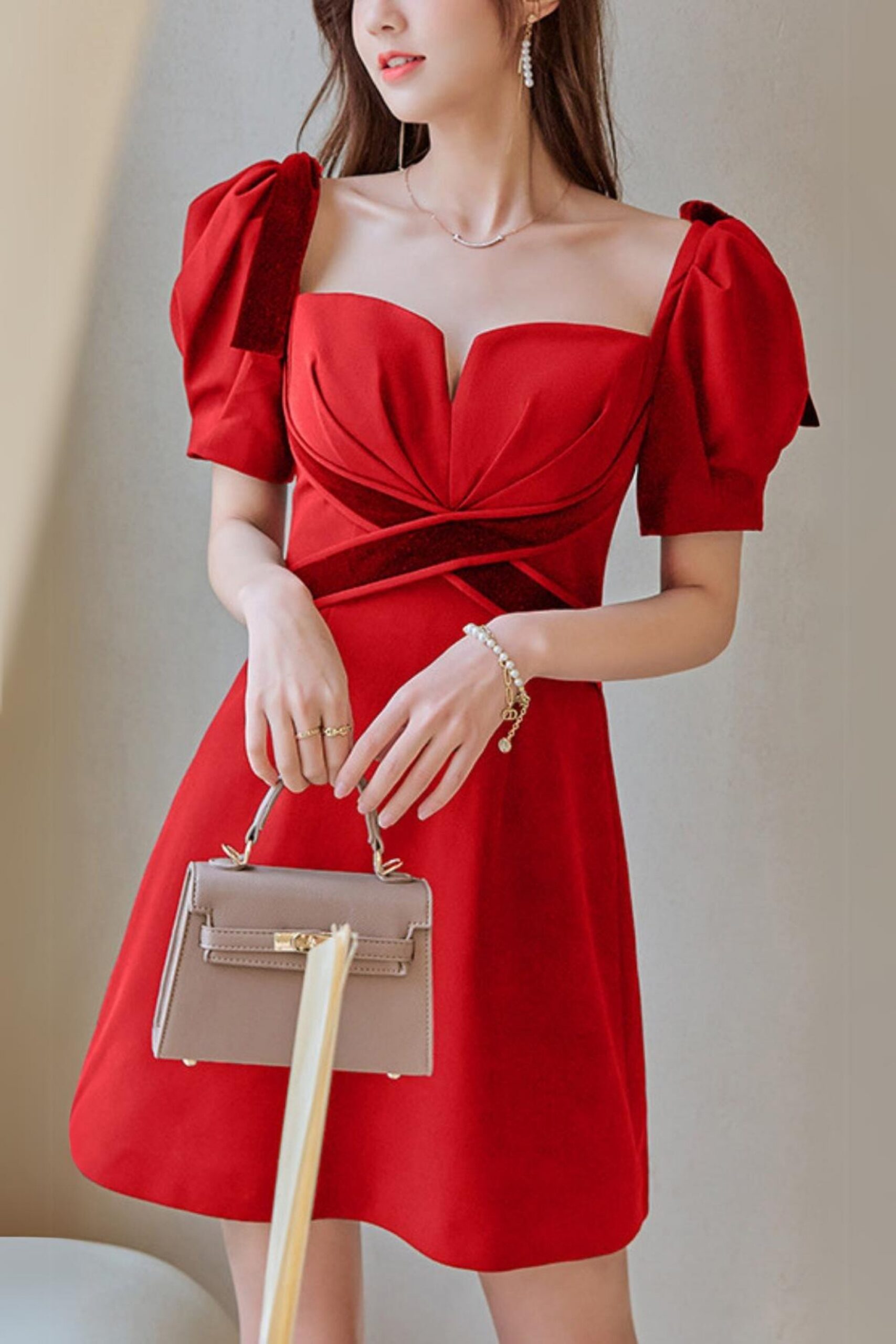 VELVET PUFF SLEEVE TIERED MINI DRESS RED