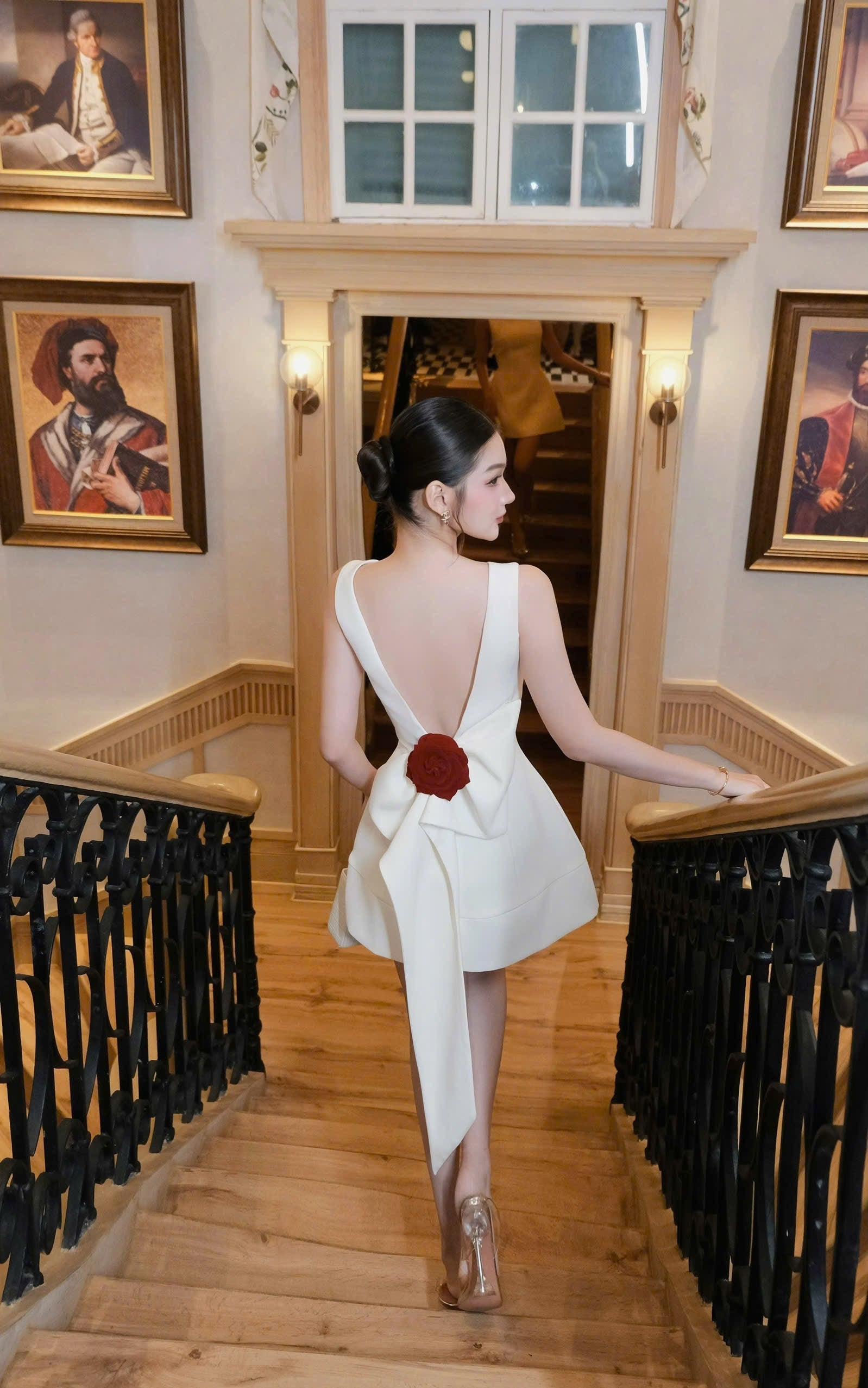 JOANNA BACKLESS WHITE MINI DRESS WITH BOW