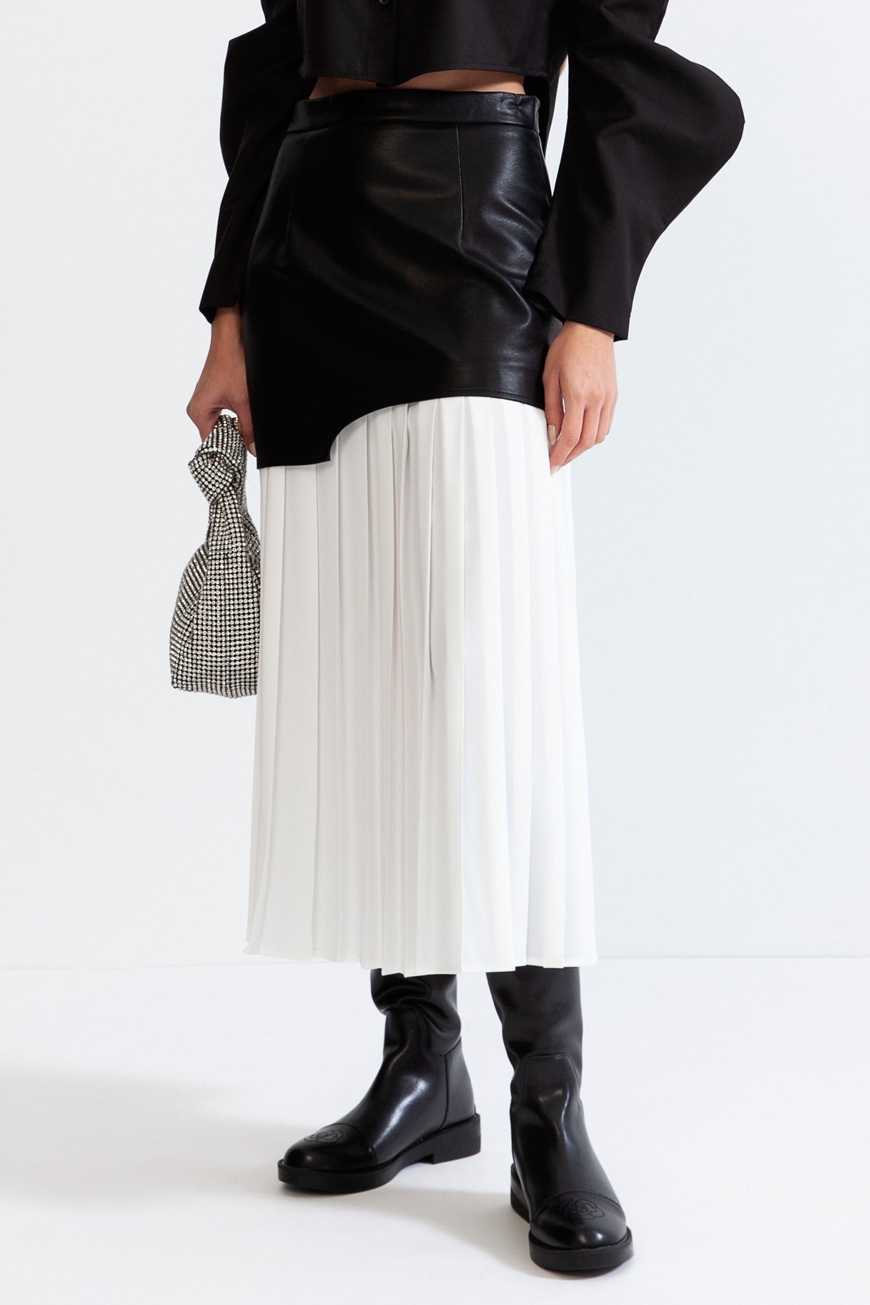 LEATHER EFFECT PLEATED MIDI SKIRT - BLACK & WHITE
