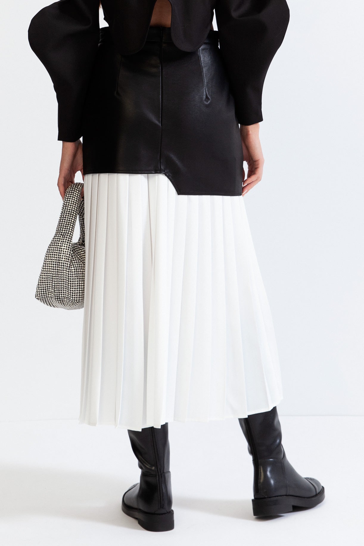 LEATHER EFFECT PLEATED MIDI SKIRT - BLACK & WHITE