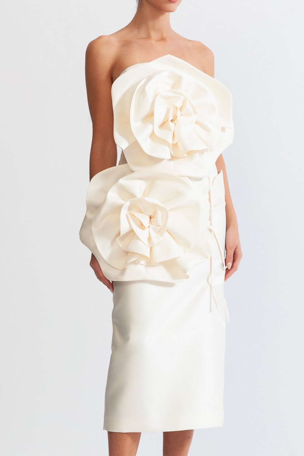 3D FLORAL VOLUMINOUS MIDI DRESS – IVORY