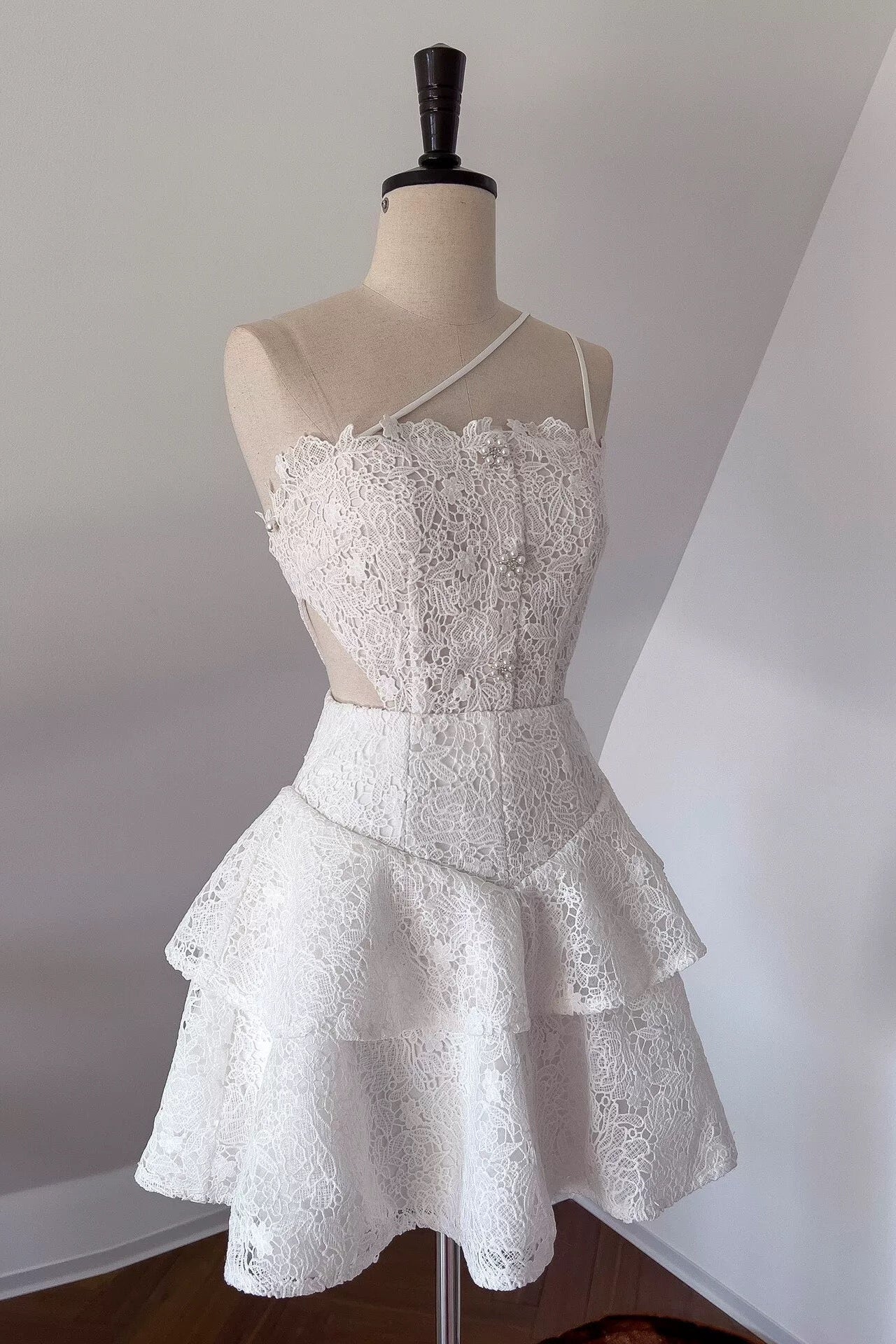 FLARE LACE CUT-OUT MINI DRESS FOR PARTY