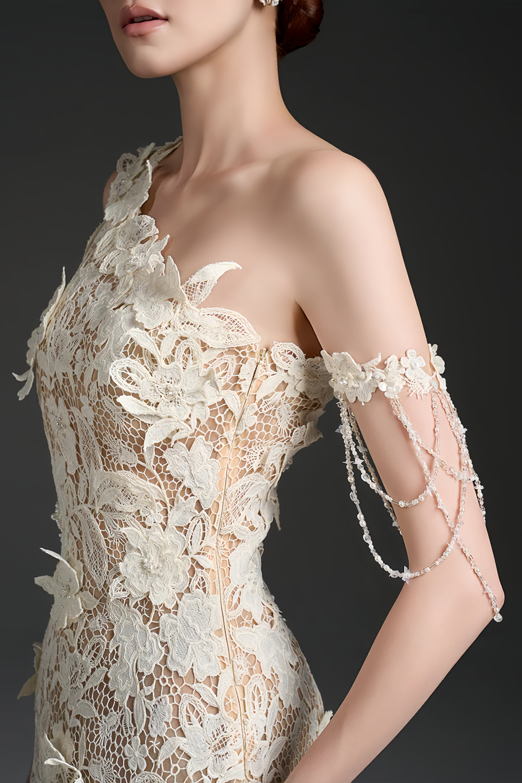 AVALON WHITE ONE-SHOULDER FLORAL MINI DRESS