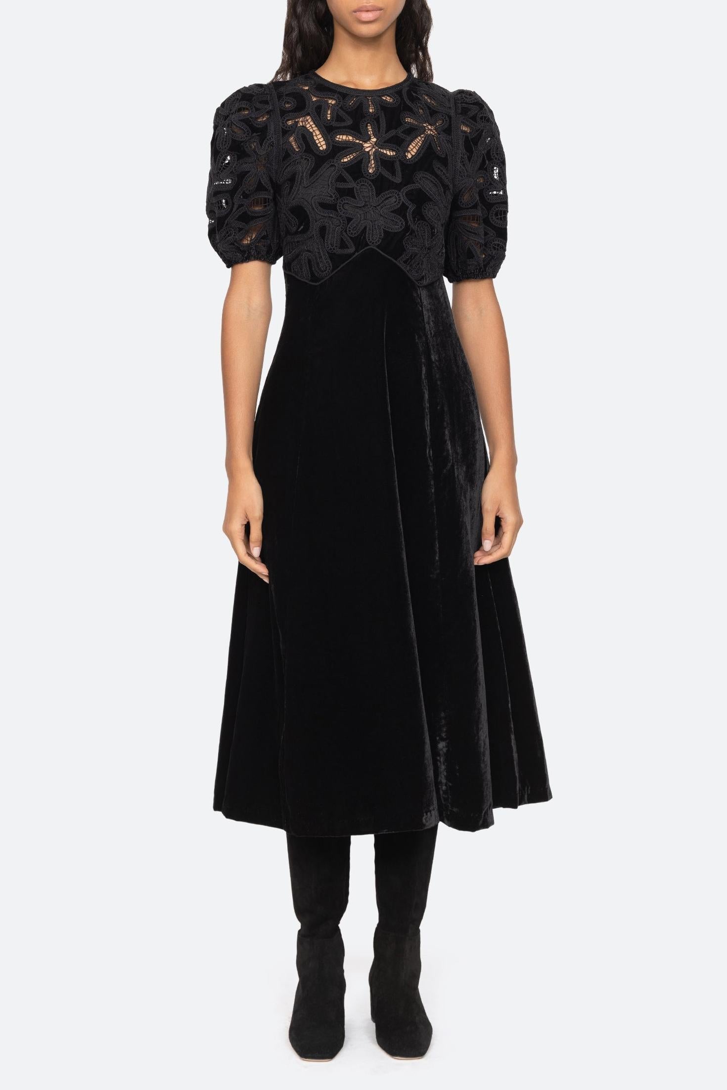 VELVET PUFF SLEEVE EMBROIDERED MIDI DRESS BLACK