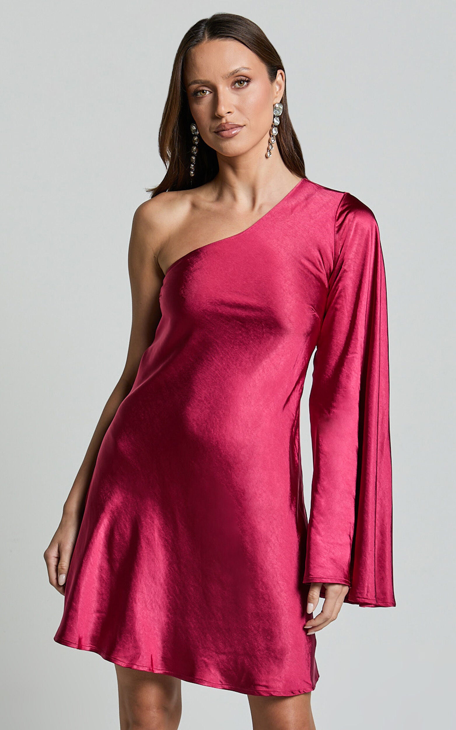 ONE SHOULDER BERRY LONG SLEEVE COCKTAIL DRESS