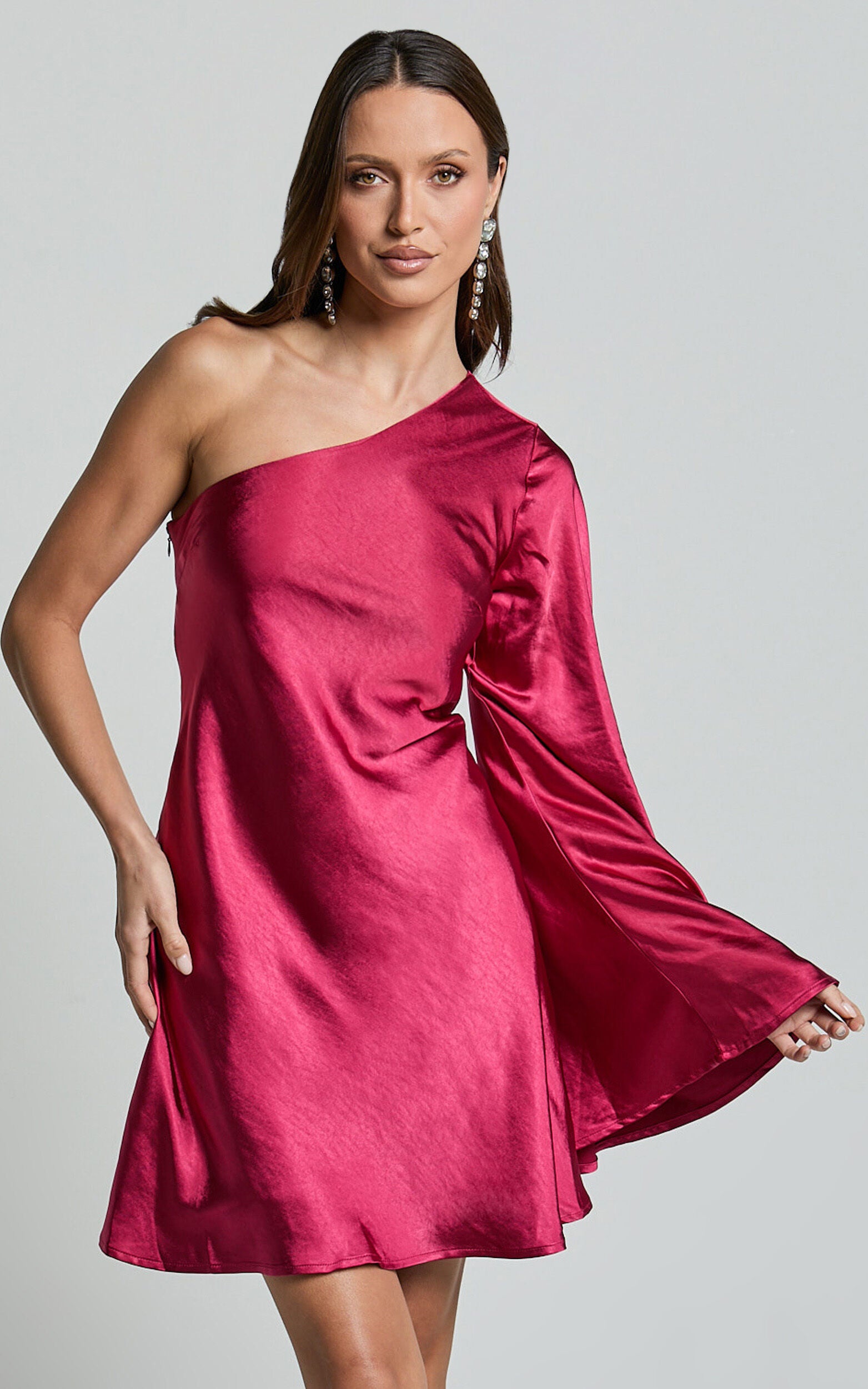 ONE SHOULDER BERRY LONG SLEEVE COCKTAIL DRESS