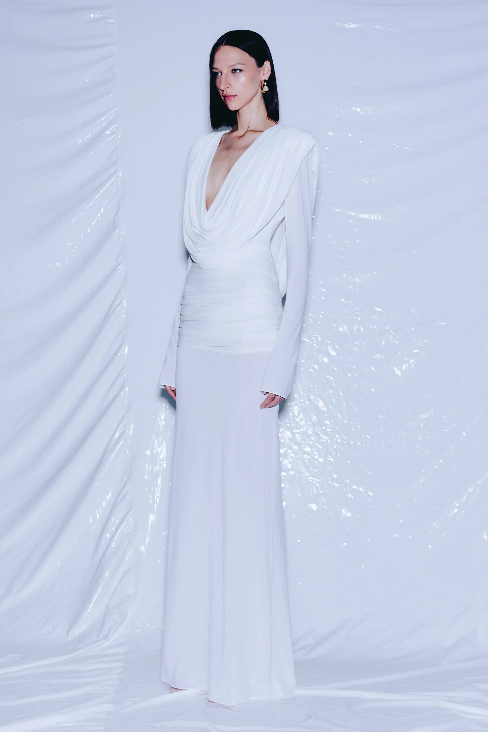 LINUS V-NECK BACKLESS MAXI DRESS, ELEGANT DRAPED SILHOUETTE