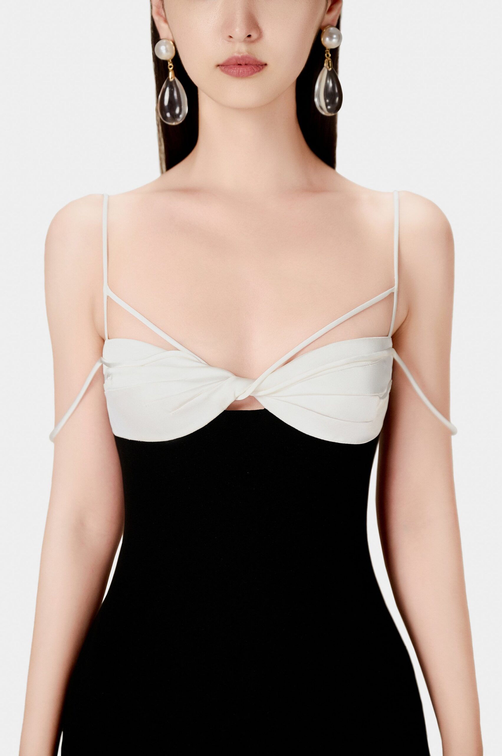 BLACK TWISTED BODYCON MINI DRESS