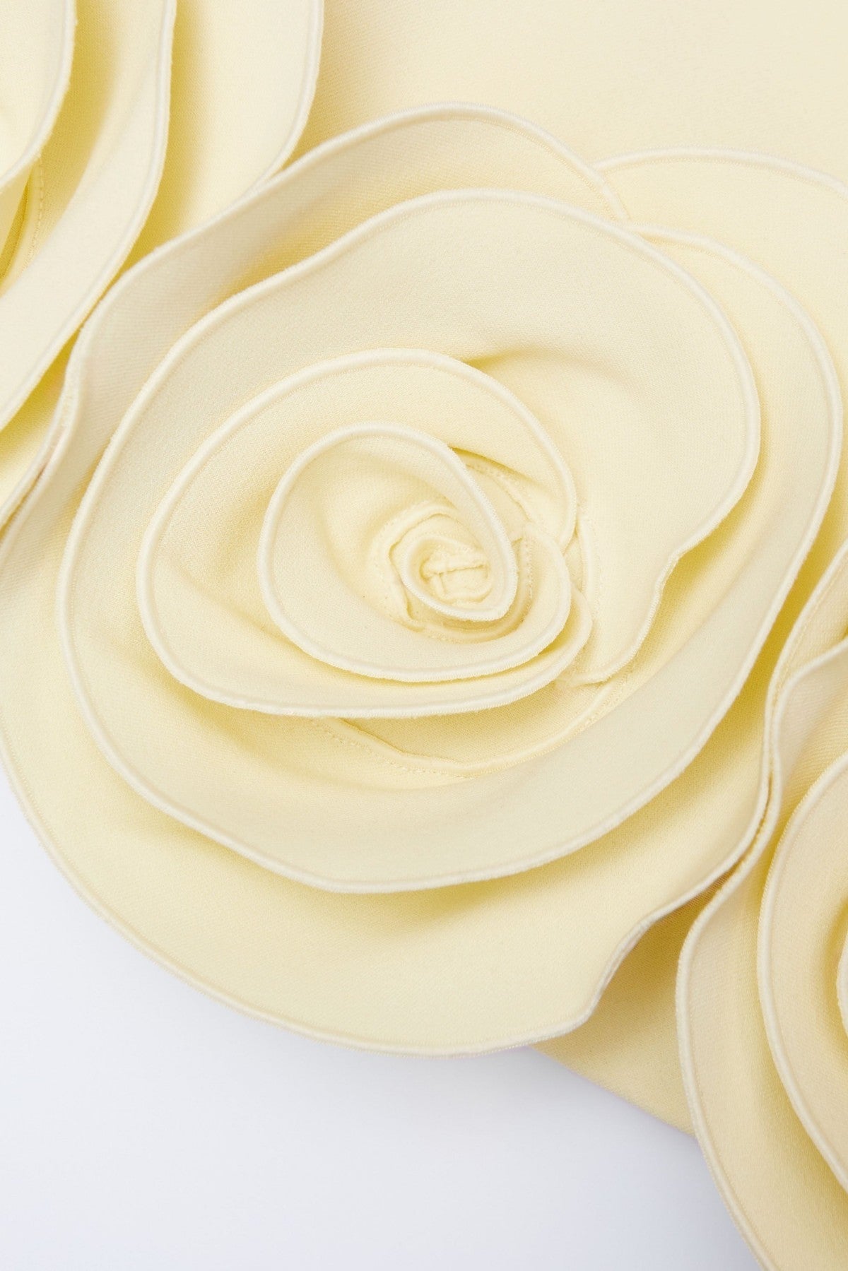 MIAMOR FLORAL APPLIQUÉ MINI YELLOW DRESS