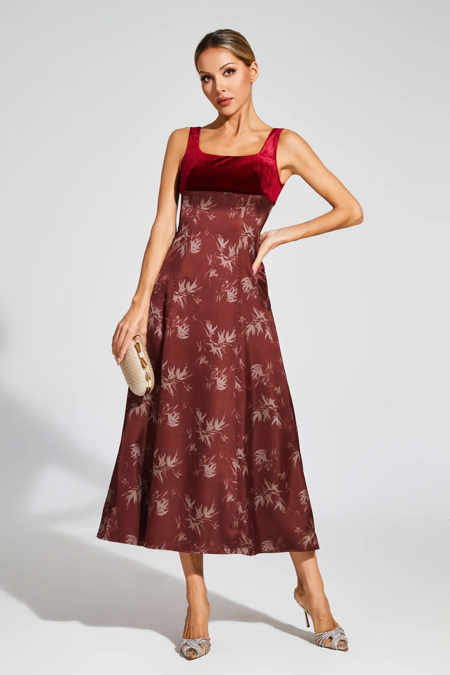 LUCY RETRO SQUARE NECK PRINT SUSPENDER MIDI DRESS BURGUNDY