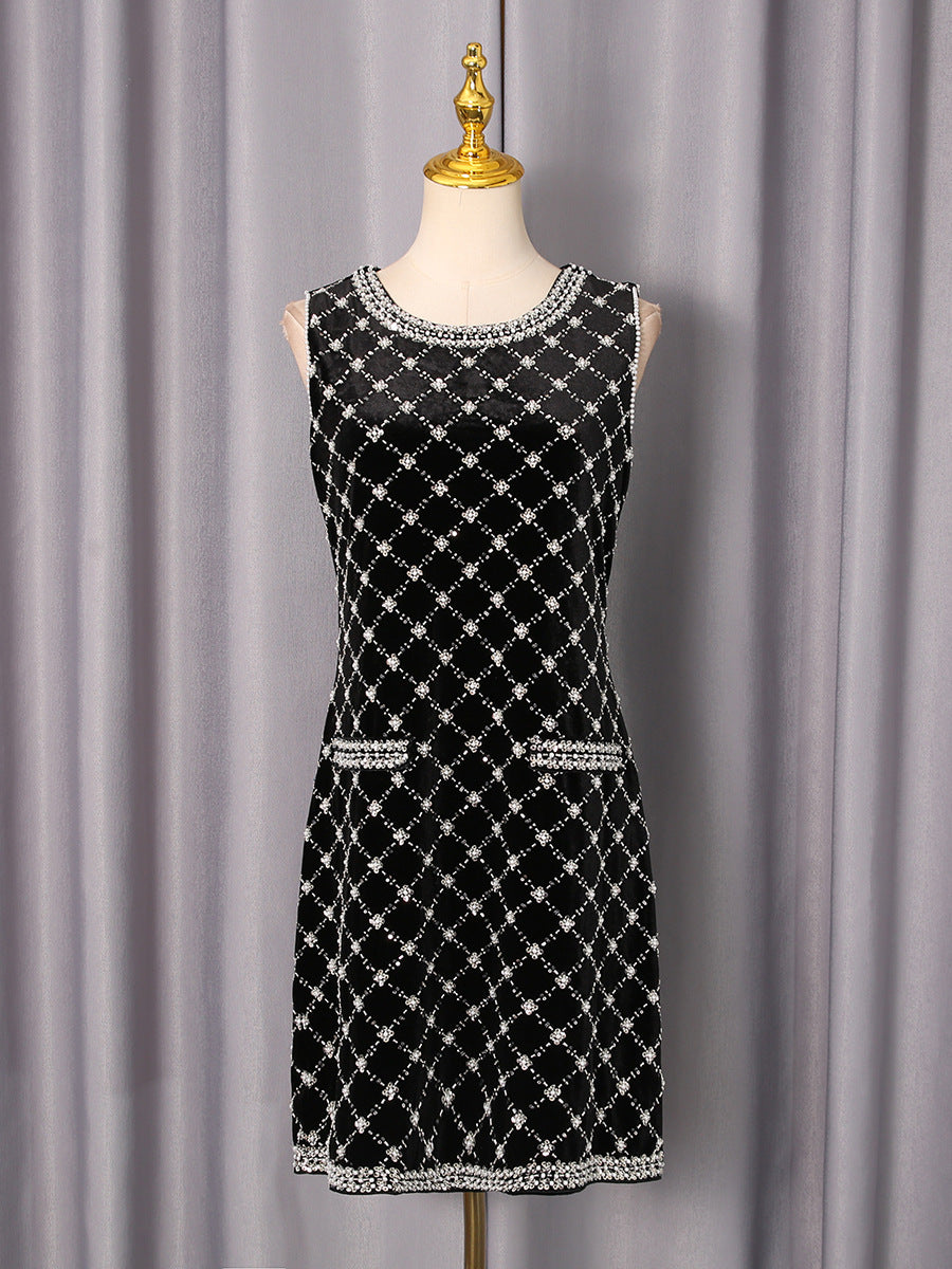 AMANDA BLACK-WHITE PLAID SLEEVELESS MINI DRESS