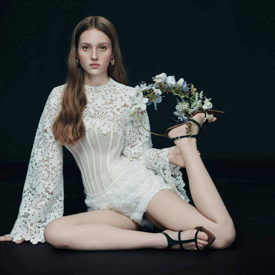 LACE HERRINGBONE LONG SLEEVE TOP & FLORAL SHORTS SET