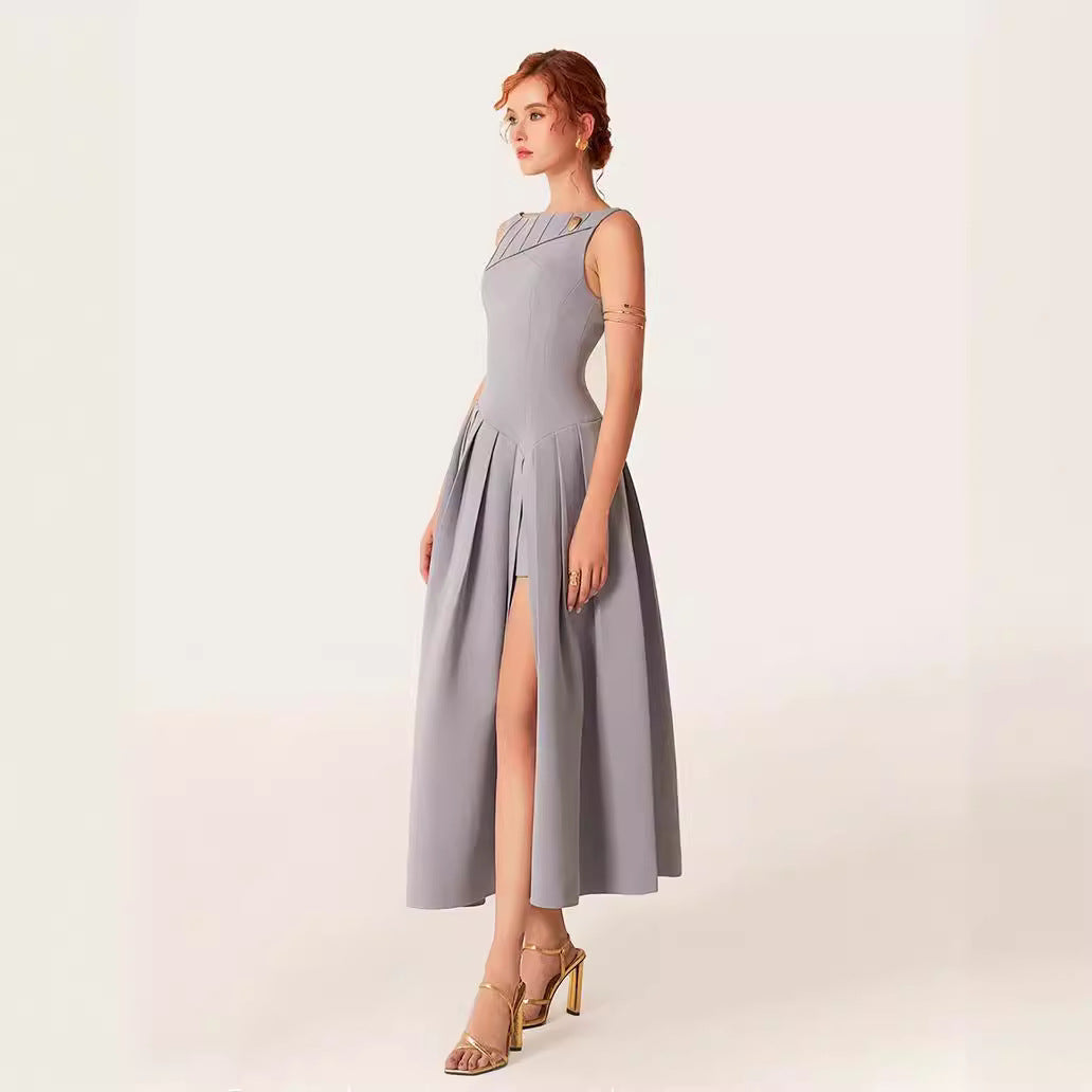 SLEEVELESS PLEATED SLIT MIDI DRESS GRAY