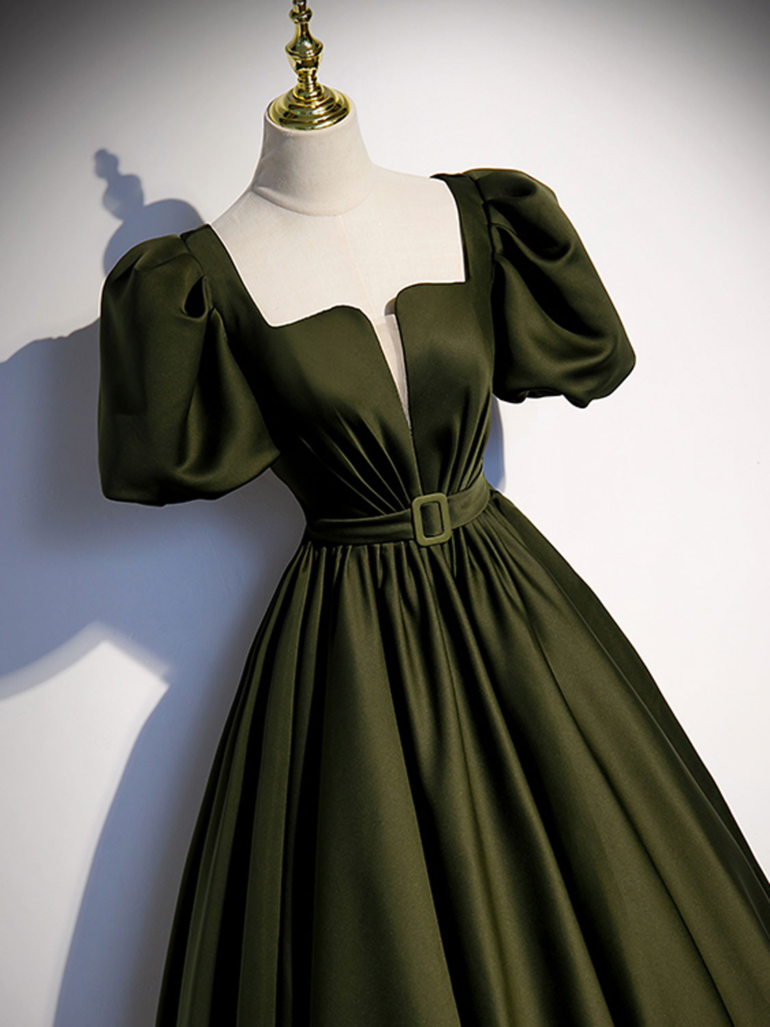 GREEN SATIN A-LINE COCKTAIL DRESS