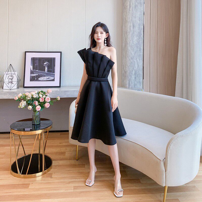 RUFFLED HEM STRAPLESS ONE-SHOULDER MIDI DRESS