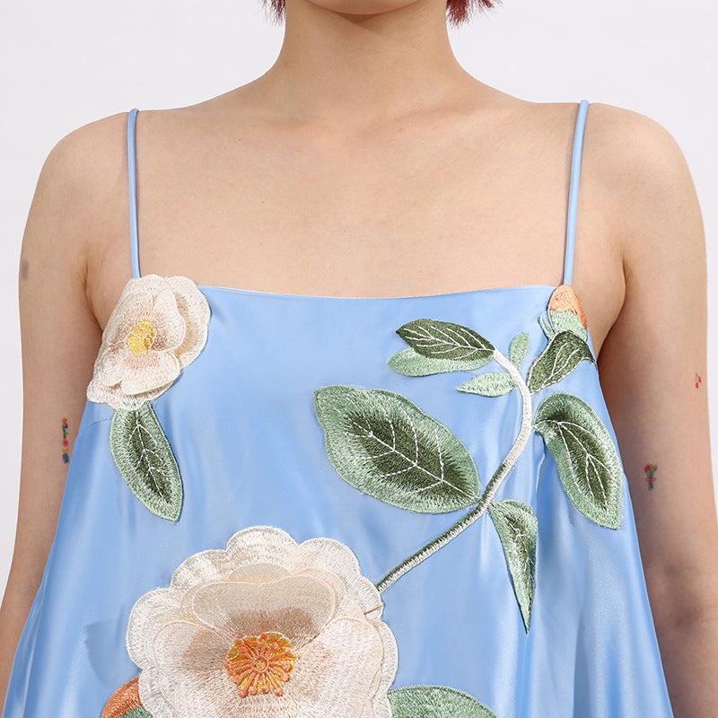 EDWINA EMBROIDERED MINI DRESS – BLUE FLORAL COCKTAIL
