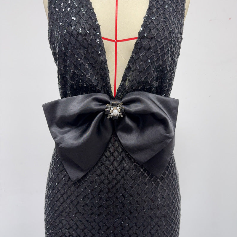 V-NECK SEQUIN MAXI DRESS IN BLACK, REBECCA BOW