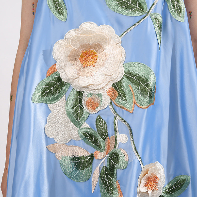 EDWINA EMBROIDERED MINI DRESS – BLUE FLORAL COCKTAIL