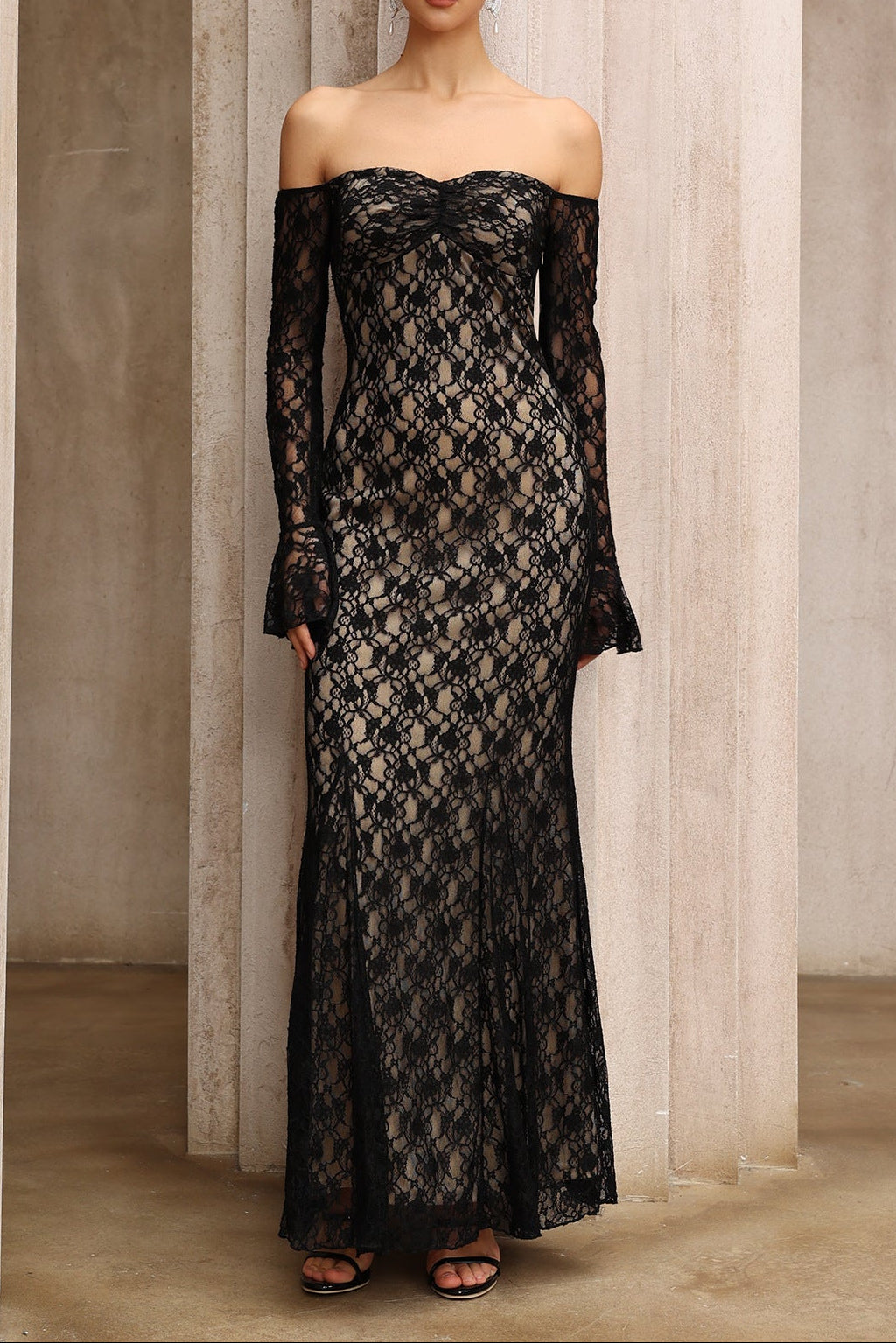 O1CN01AQ52bN1l7d7CbvMgi__2210538694772-0-cib_1 ANNA ONE-SHOULDER LACE MAXI DRESS BLACK