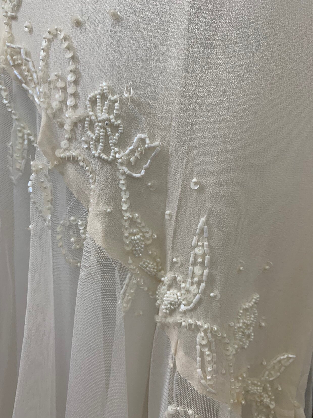 WHITE LACE TULLE MERMAID WEDDING GOWN