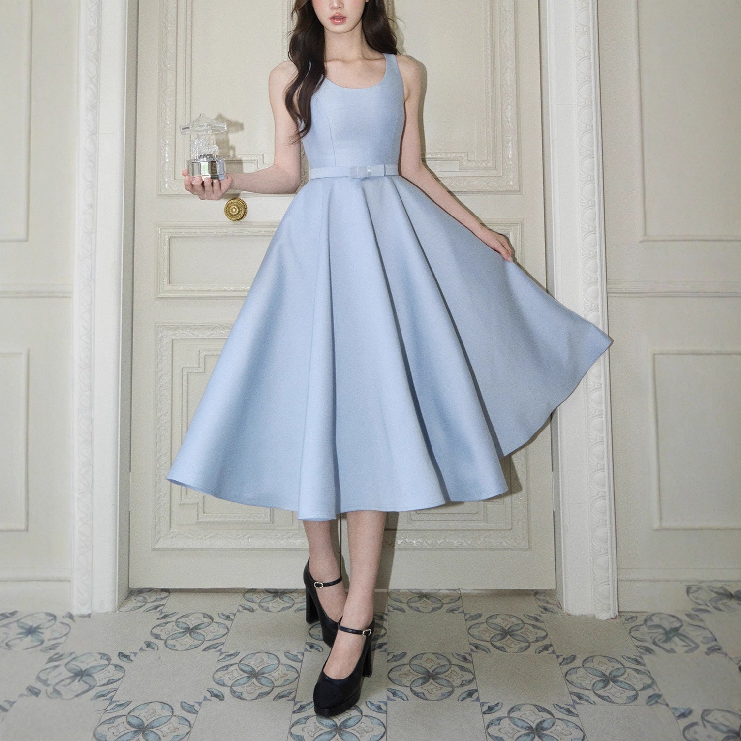 BOW U-NECK SLEEVELESS HEPBURN MIDI DRESS