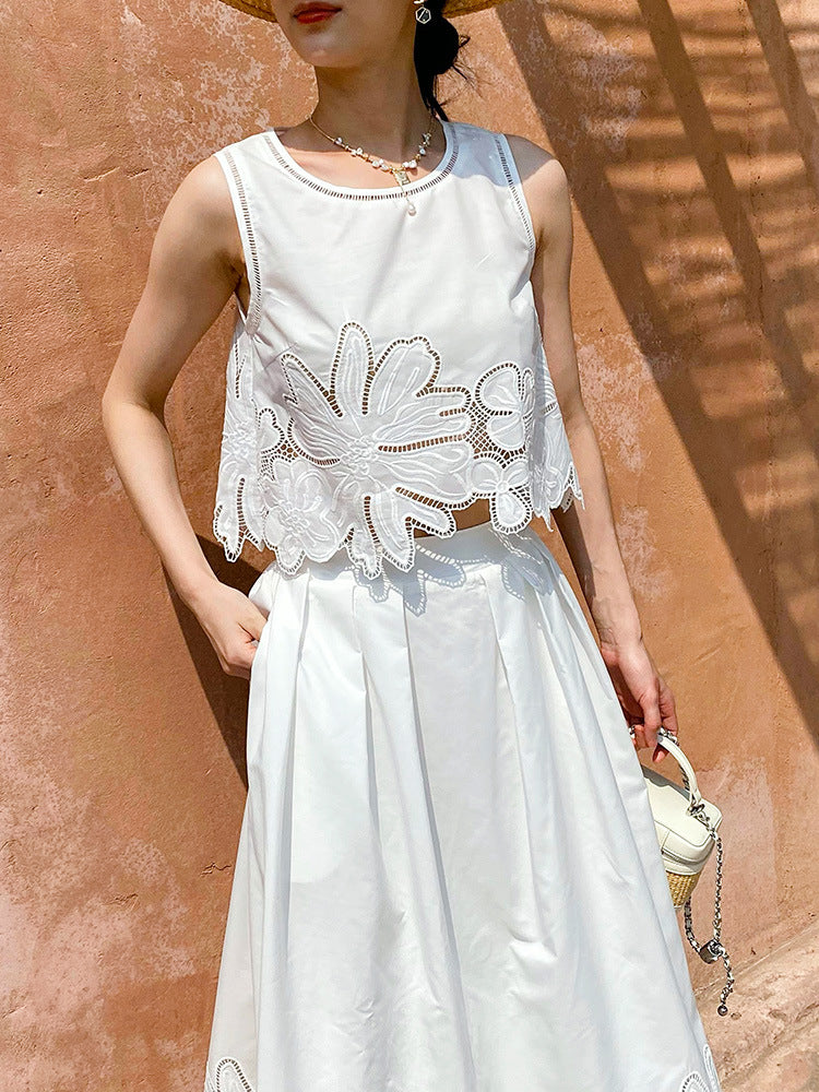 WHITE CUT-OUT TOP EMBROIDERED SKIRT SUIT