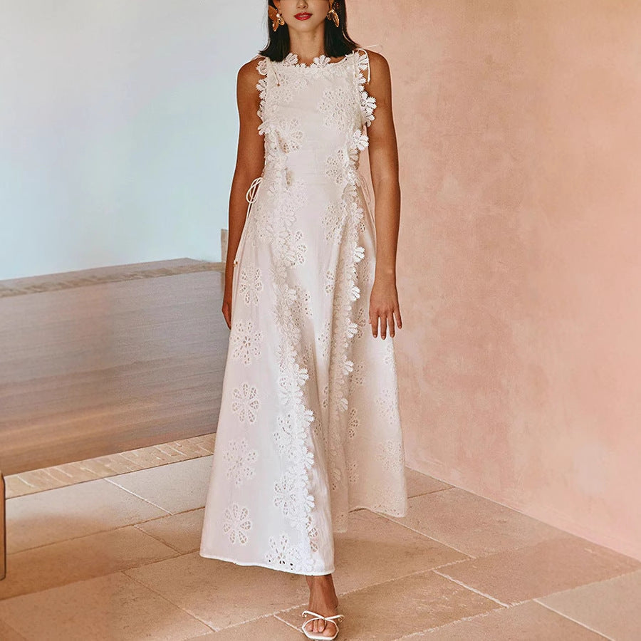 O1CN01DrVgaF2FPQxVmPWYJ__2215600388872-0-cib KIMBERLEY EMBROIDERED SPAGHETTI STRAP MAXI DRESS