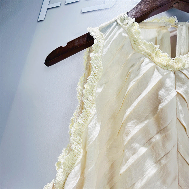 SLEEVELESS LACE MAXI DRESS IN LIGHT YELLOW