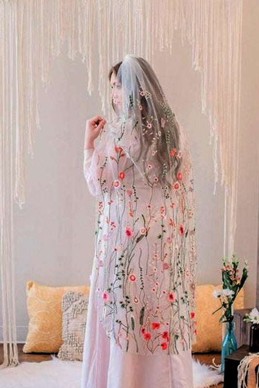 VINTAGE WHITE TULLE WILDFLOWER EMBROIDERY LONG BRIDAL VEIL
