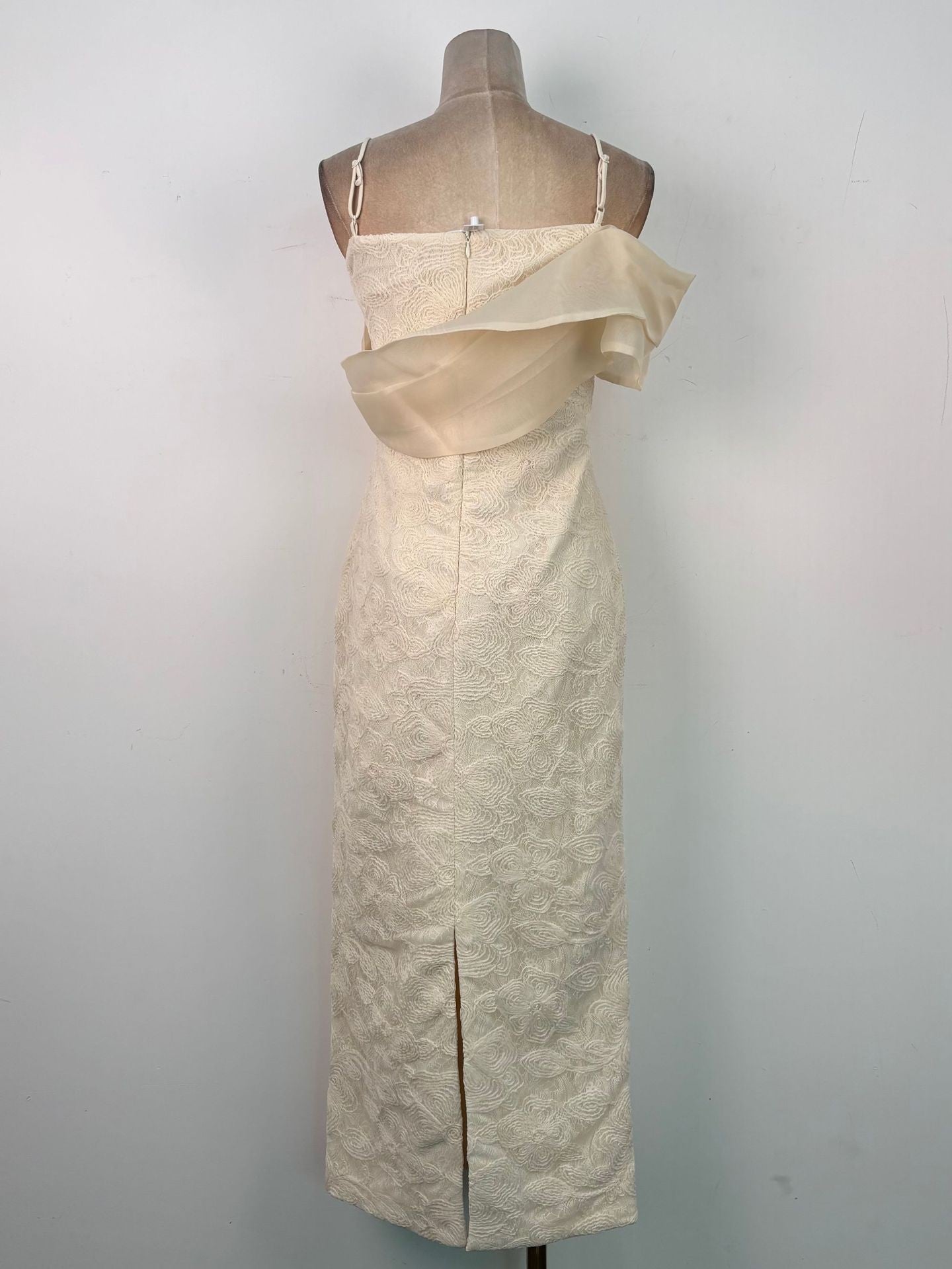 TIFFANY APRICOT OFF-SHOULDER LACE SHEATH MAXI DRESS