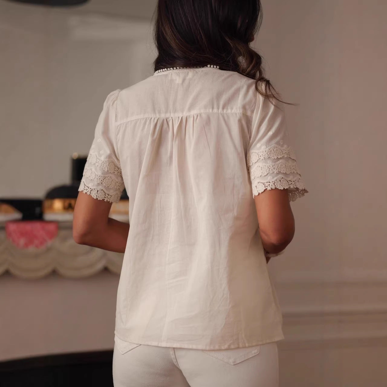 CLASSIC LACE EMBROIDERED SHORT SLEEVE BLOUSE