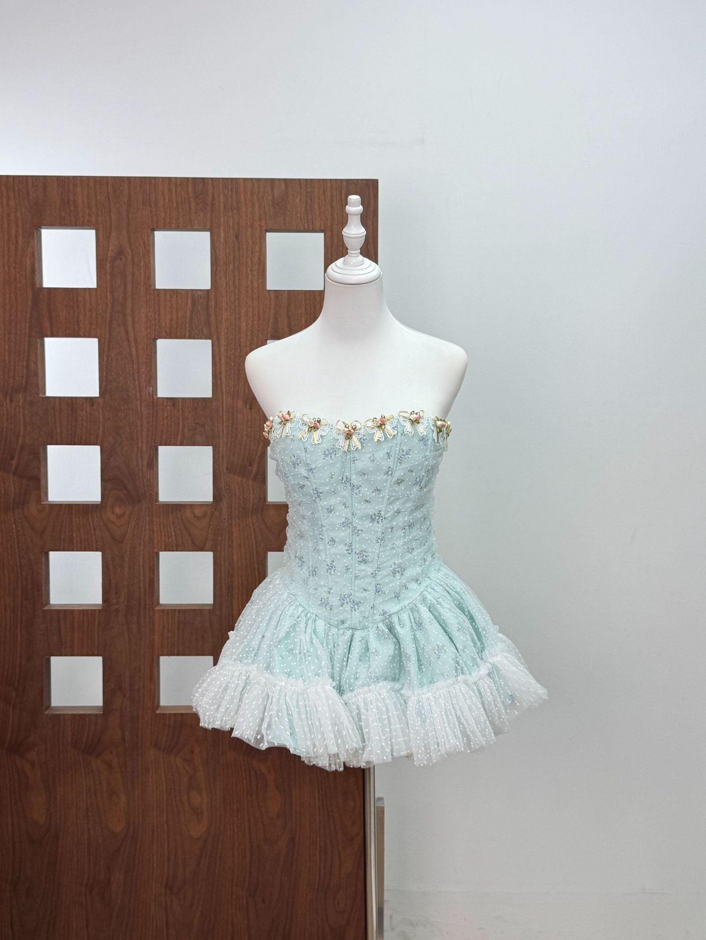 IRENE FLORAL STRAPLESS TULLE MINI DRESS BLUE