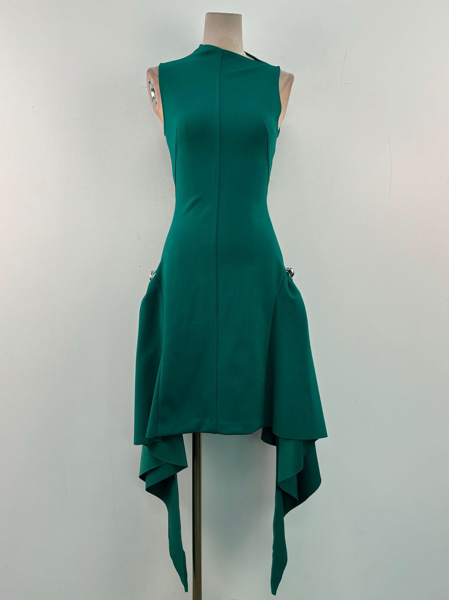 AMATO FRINGE MINI DRESS, SLEEVELESS, PARTY GREEN