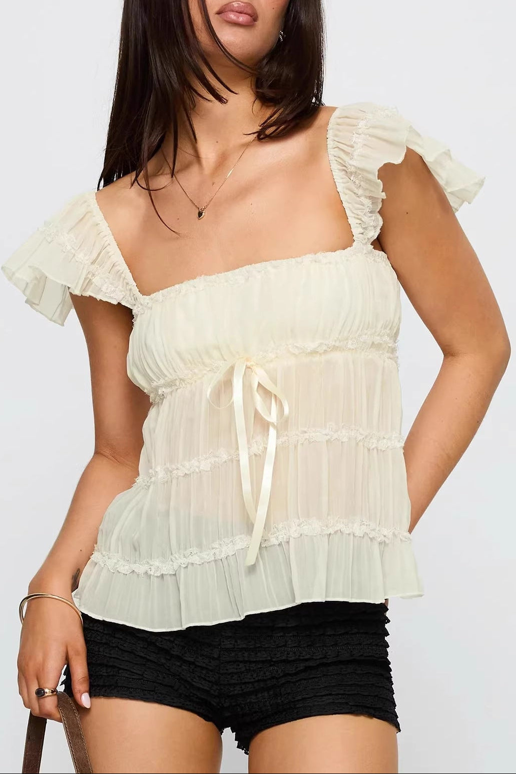 O1CN01Kwawuu1p2pTDPwmQi__2222211325303-0-cib_f82f29c1-daa3-4990-9a01-f7169ef3a044 U-NECK SHORT SLEEVE FLYING SLEEVE T-SHIRT W/ CHEST PADS