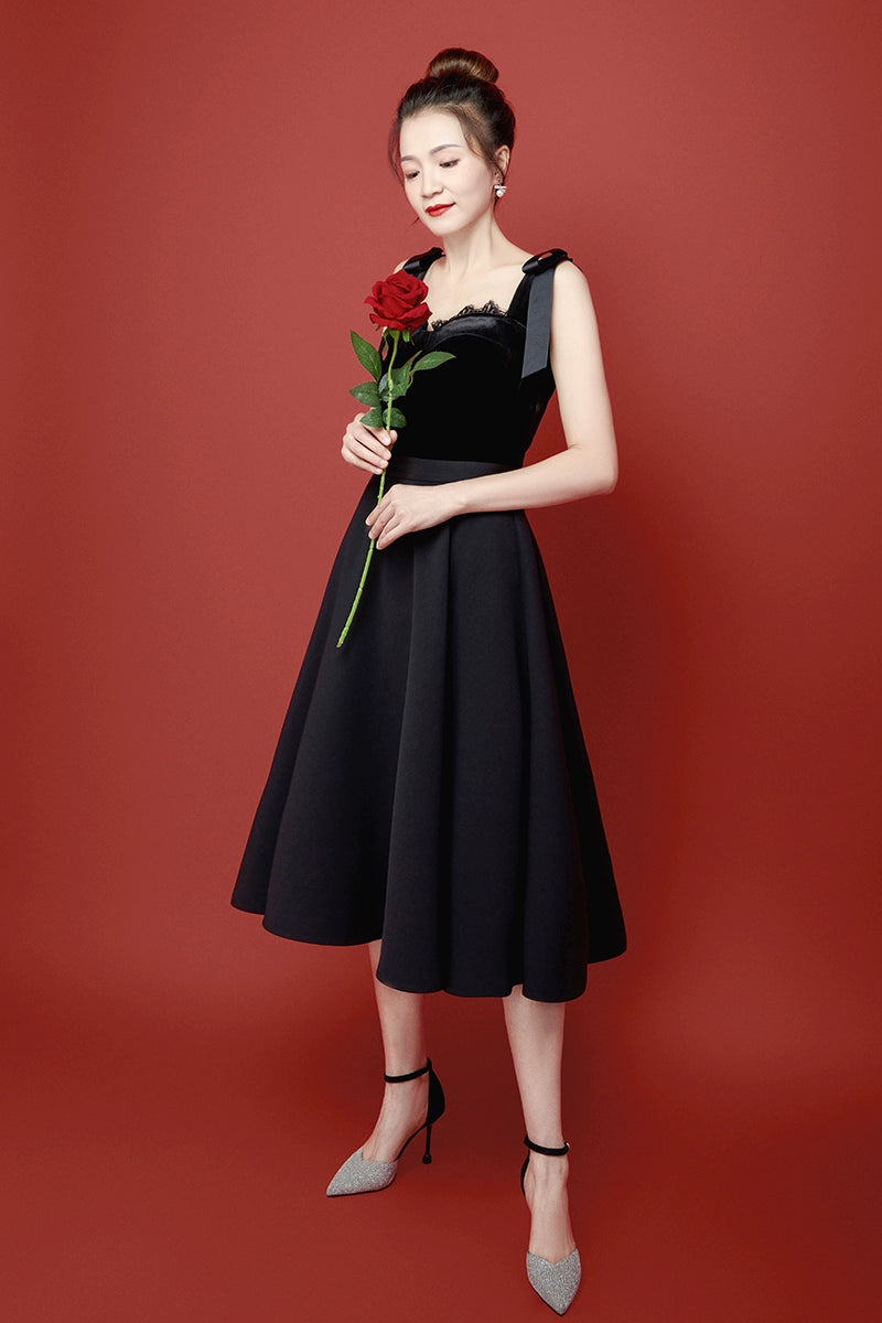 BLACK VELVET RETRO SUSPENDER UMBRELLA DRESS SET