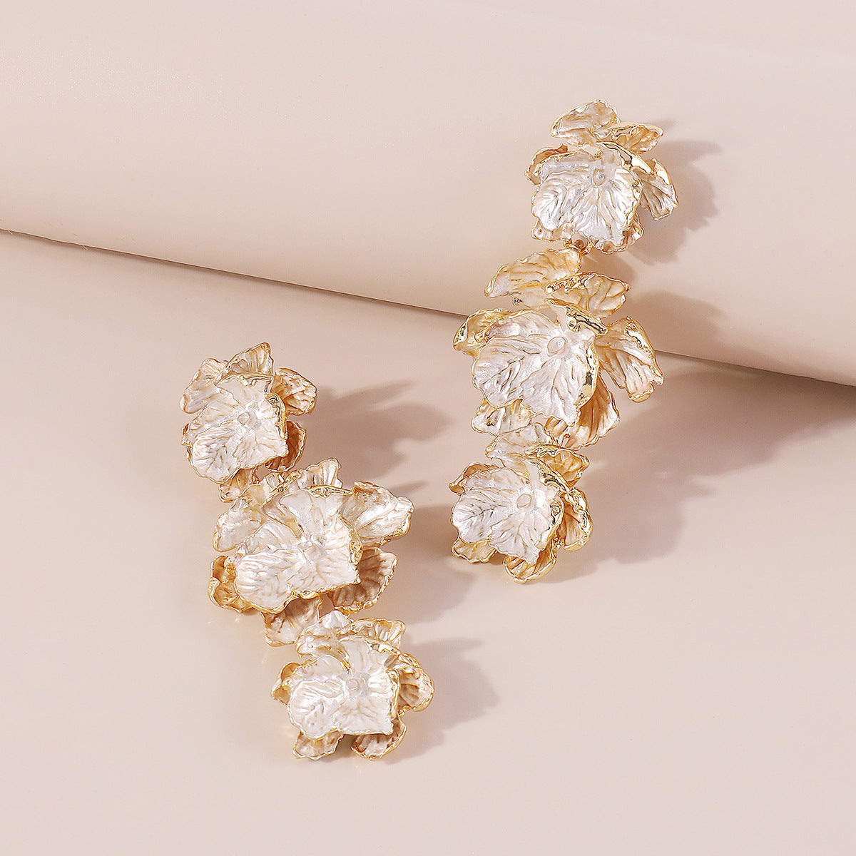 GOLD 3D FLOWER STUD EARRINGS FOR WEDDING