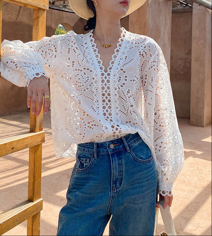 WHITE EYELET LACE BLOUSE BALLOON SLEEVES V-NECK